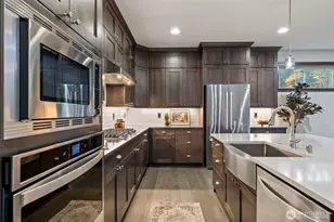 11927 137th Dr NE, Lake Stevens, WA 98258 - Photo 13