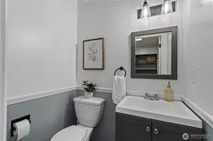 404 W Roanoke St, Centralia, WA 98531 - Photo 19