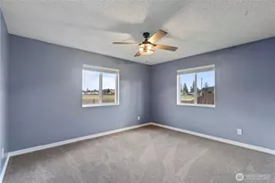 404 W Roanoke St, Centralia, WA 98531 - Photo 33