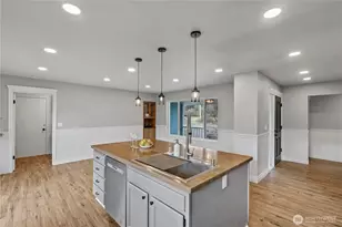 404 W Roanoke St, Centralia, WA 98531 - Photo 11