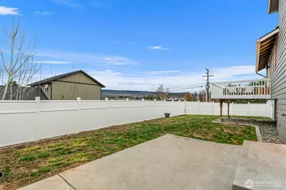 576 Saddle Rock Loop, Wenatchee, WA 98801 - Photo 29