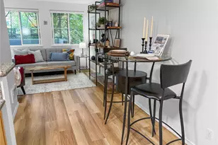 300 10th Ave, Seattle, WA 98122 - Photo 23