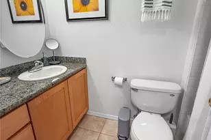 300 10th Ave, Seattle, WA 98122 - Photo 7