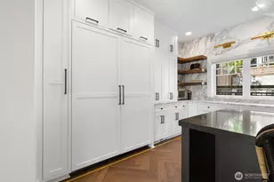 312 Prospect St, Seattle, WA 98109 - Photo 17