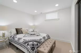 312 Prospect St, Seattle, WA 98109 - Photo 35