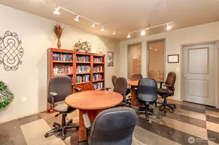 10007 186 St E, Puyallup, WA 98375 - Photo 31