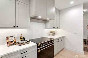 11222 115th Pl NE, Kirkland, WA 98033 - Photo 17