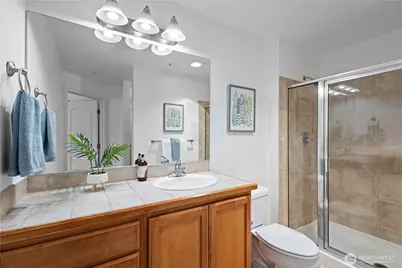 3121 W Government Way #302, Seattle, WA 98199 - Photo 9
