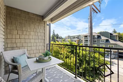 3121 W Government Way #302, Seattle, WA 98199 - Photo 13