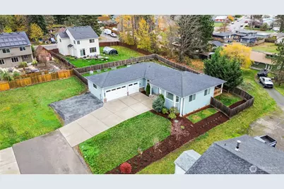 580 Eatonville Highway W, Eatonville, WA 98328 - Photo 1