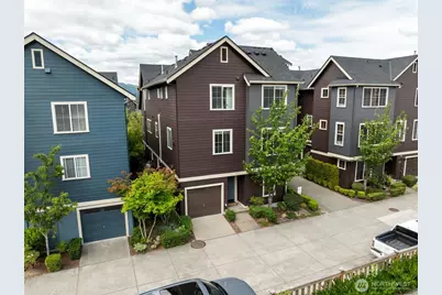 861 5th Place NE, Issaquah, WA 98029 - Photo 1