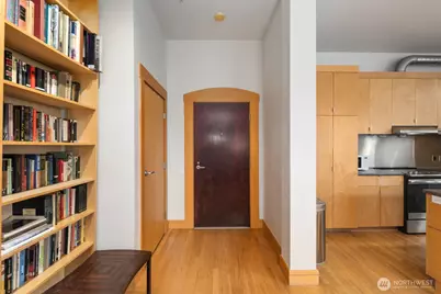 81 Vine Street #406, Seattle, WA 98121 - Photo 5