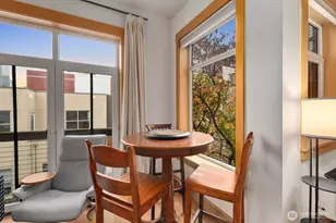 81 Vine St, Seattle, WA 98121 - Photo 15