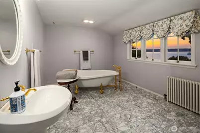 3727 Shore Avenue, Everett, WA 98203 - Photo 37