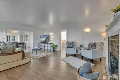 7656 Pacific Avenue, Tacoma, WA 98408 - Photo 5