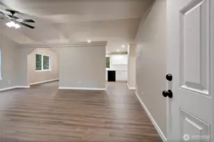 21521 Terra Ln SE, Yelm, WA 98597 - Photo 5