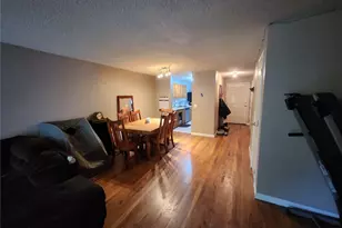 2019 SW 318th Pl, Federal Way, WA 98023 - Photo 3