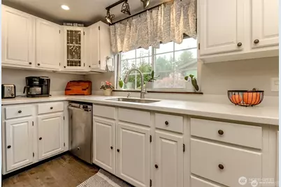 609 Hill Road, Aberdeen, WA 98520 - Photo 11