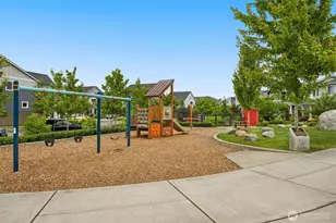 32953 Skyline Ln, Black Diamond, WA 98010 - Photo 23