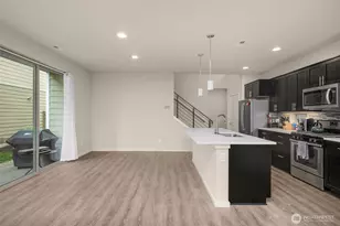 32953 Skyline Ln, Black Diamond, WA 98010 - Photo 9