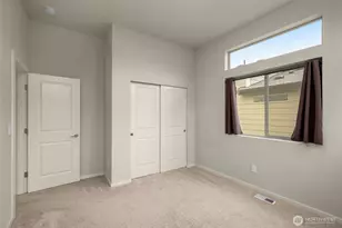 32953 Skyline Ln, Black Diamond, WA 98010 - Photo 17