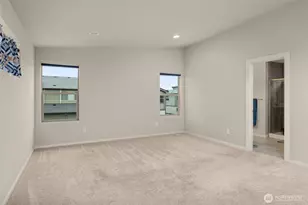 32953 Skyline Ln, Black Diamond, WA 98010 - Photo 11