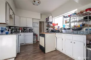 300 W 3rd St, Aberdeen, WA 98520 - Photo 17