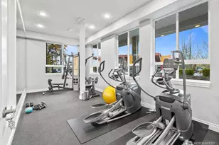 14915 38th Dr SE, Bothell, WA 98012 - Photo 31