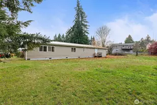 14306 Greenbelt Dr E, Bonney Lake, WA 98391 - Photo 7