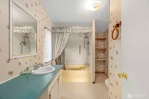 14306 Greenbelt Dr E, Bonney Lake, WA 98391 - Photo 19