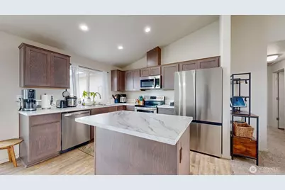 907 E Cascade Street, Othello, WA 99344 - Photo 7