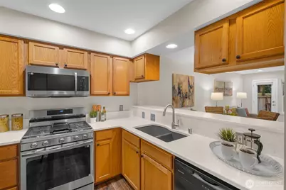 22638 44th Avenue W #6, Mountlake Terrace, WA 98043 - Photo 9