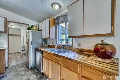 670 NW Mallard Lane, Seabeck, WA 98380 - Photo 9