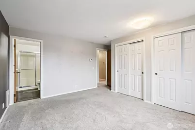 12300 33rd Avenue NE #402, Seattle, WA 98125 - Photo 15