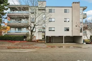 12300 33rd Ave NE, Seattle, WA 98125 - Photo 23