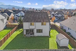 3359 Terry Ln, Enumclaw, WA 98022 - Photo 3