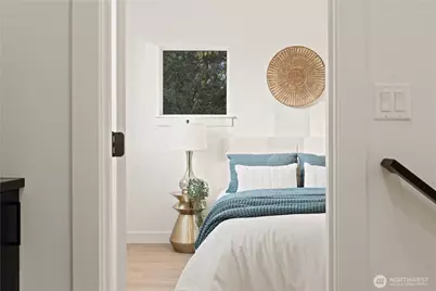 3415 48th Avenue SW, Seattle, WA 98116 - Photo 19