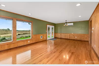 1746 Military Road, Centralia, WA 98531 - Photo 13