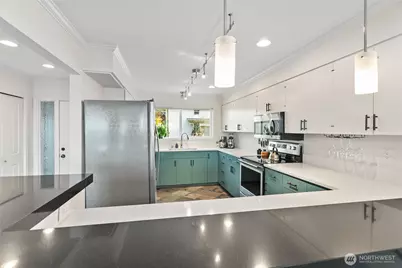 929 11th Street #202, Bellingham, WA 98225 - Photo 27