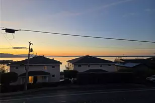 929 11th St, Bellingham, WA 98225 - Photo 17