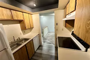 19851 25th Ave NE, Shoreline, WA 98155 - Photo 11