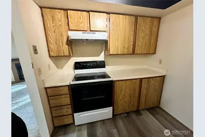 19851 25th Avenue NE #204, Shoreline, WA 98155 - Photo 13