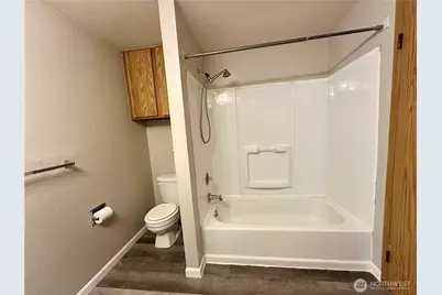 19851 25th Avenue NE #204, Shoreline, WA 98155 - Photo 21