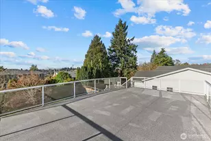 2515 27th Ave W, Seattle, WA 98199 - Photo 29