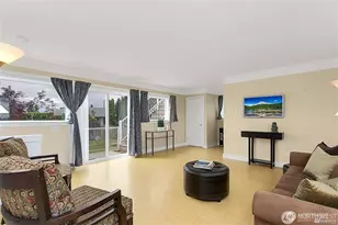 2515 27th Ave W, Seattle, WA 98199 - Photo 19