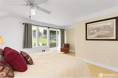 2515 27th Avenue W, Seattle, WA 98199 - Photo 15