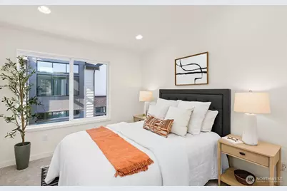 8333 D 12th Avenue NW, Seattle, WA 98117 - Photo 15