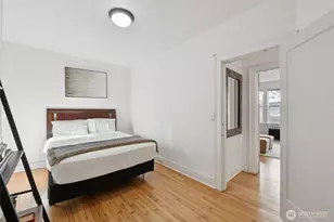 905 NE 43rd St, Seattle, WA 98105 - Photo 15