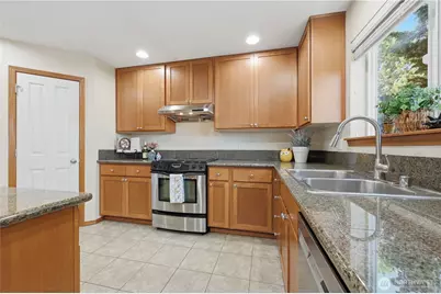 5729 119th Street SE, Snohomish, WA 98296 - Photo 11