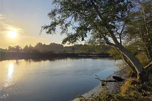 723 Broadway Ave, Hoquiam, WA 98550 - Photo 9